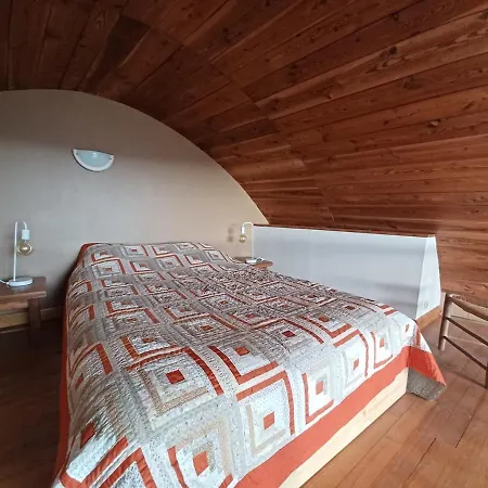 Maison Familiale Vue Dominante * Grezes (Lozere)