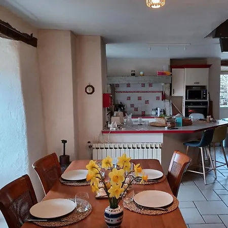 Maison Familiale Vue Dominante *